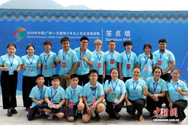 图为参赛选手合影。农佳菁 摄